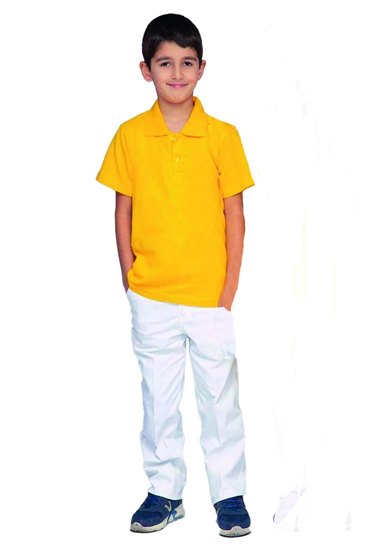 POLO YAKA TİŞÖRT BEYAZ PANTOLON