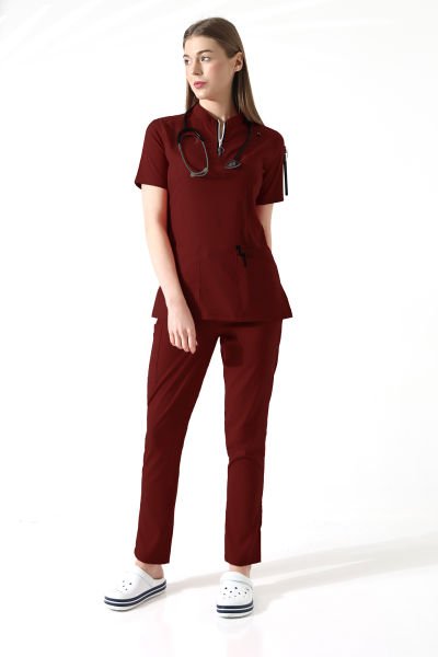 HAKİM YAKA FERMUARLI BORDO LİKRALI SCRUBS TAKIMI