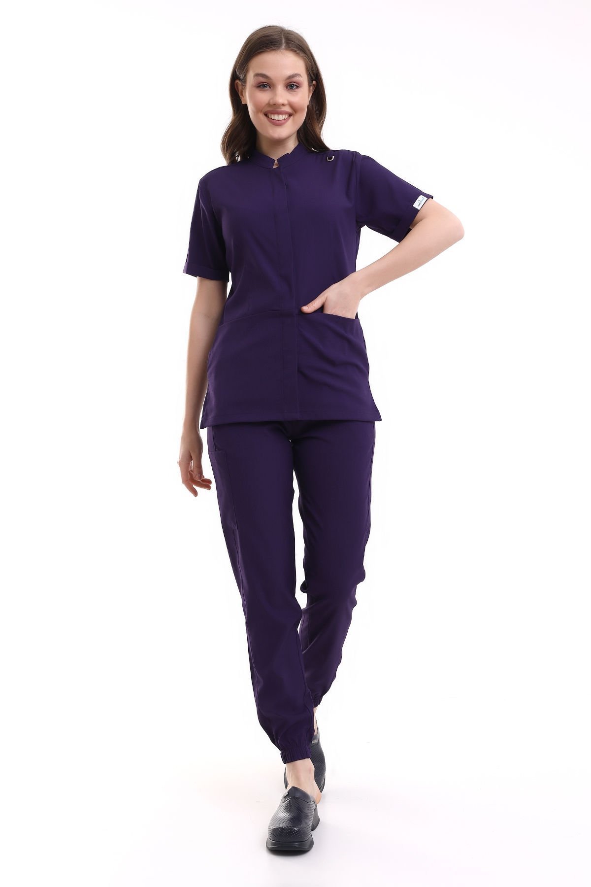 KADIN JOGGER SCRUBS FORMA TAKIMI