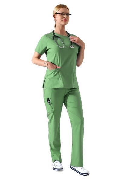 Mint Yeşili Likralı Yaka Kuşgözü ve Biye Detaylı Kadın Scrubs Takımı