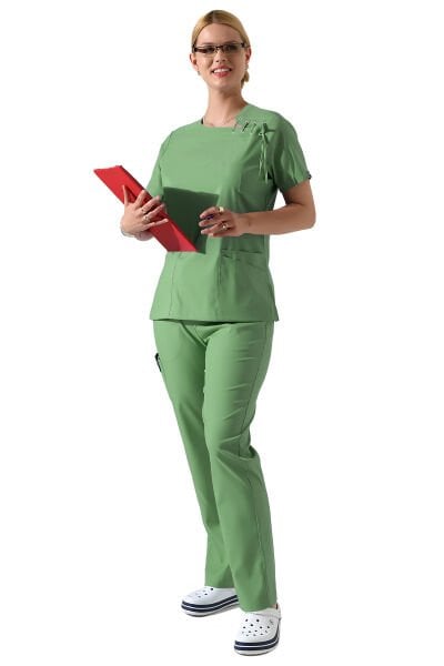 Mint Yeşili Likralı Yaka Kuşgözü ve Biye Detaylı Kadın Scrubs Takımı