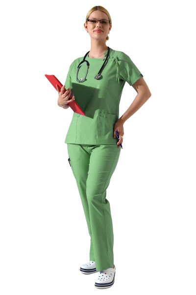 Mint Yeşili Likralı Yaka Kuşgözü ve Biye Detaylı Kadın Scrubs Takımı