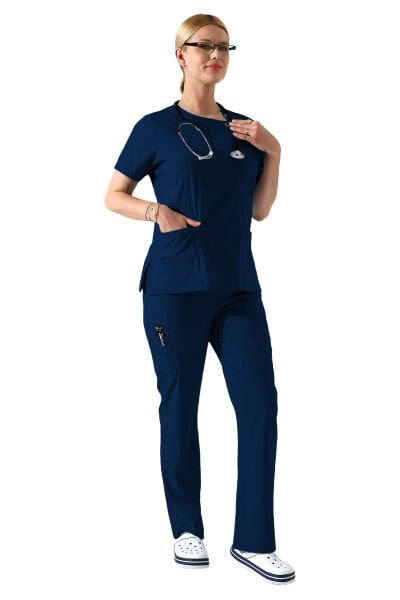 İndigo Likralı Yaka Kuşgözü ve Biye Detaylı Kadın Scrubs Takımı