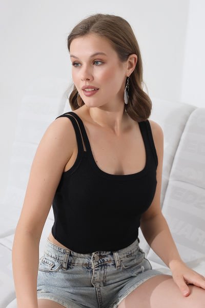 SİYAH RİBANA CROP ATLET