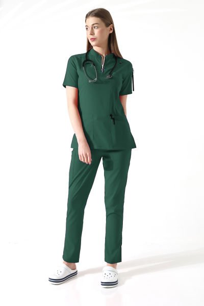 LİKRALI FERMUARLI YEŞİL KADIN SCRUBS FORMA TAKIMI